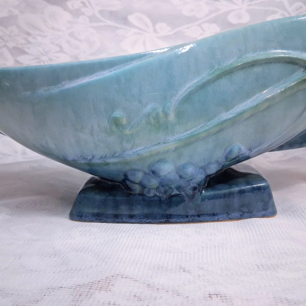 Vintage Roseville Pottery Wincraft Console Bowl Azure Blue Grapevine 228-12 - Picture 8 of 16